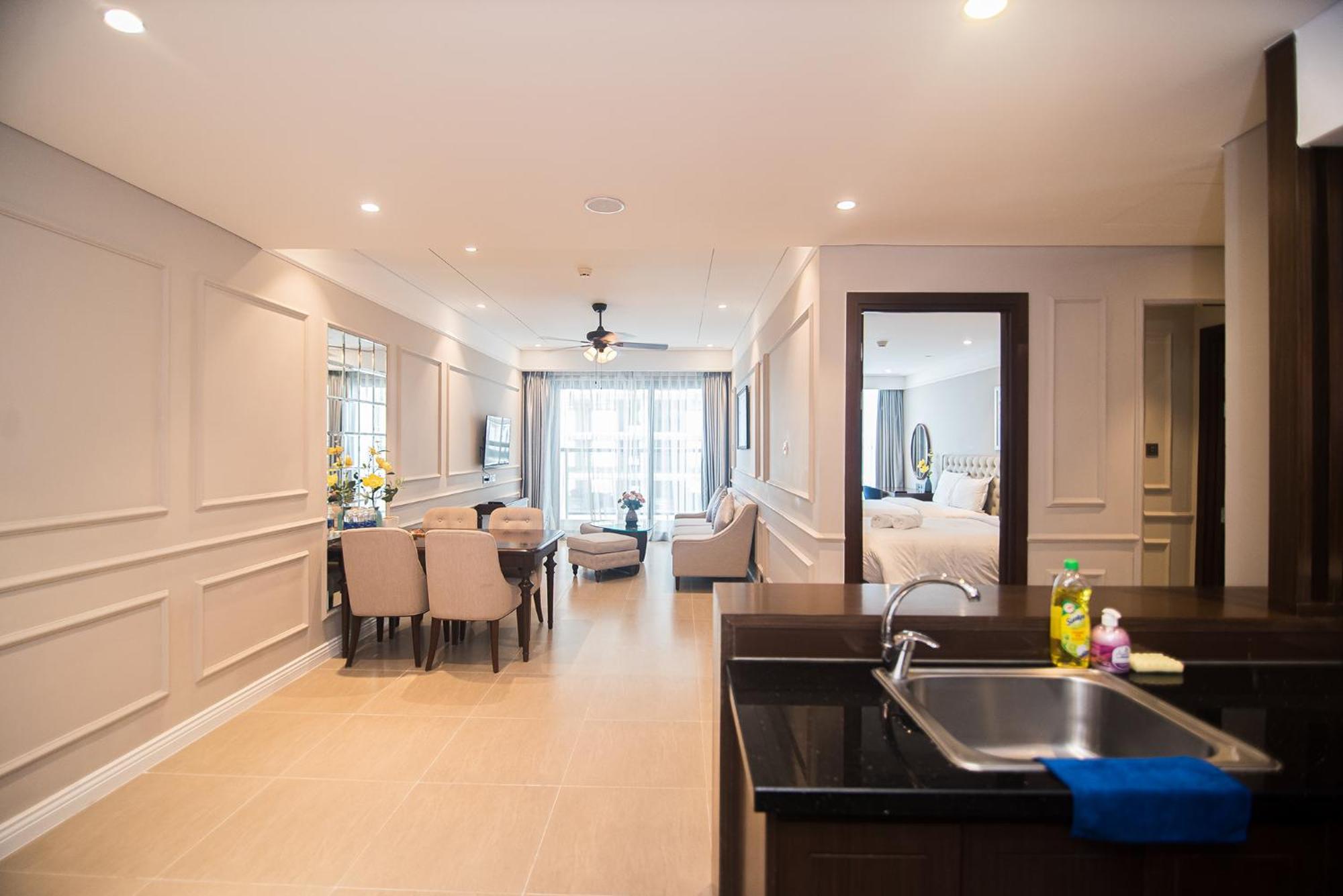 Luxury Apt Opposite Mykhe Beach Da Nang Exterior photo